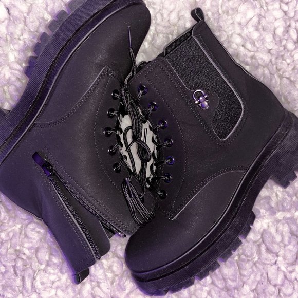 BLACK BOOTS SIZE 8 UNISEX - Picture 6 of 11